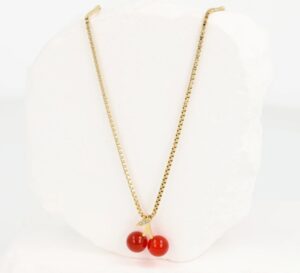 Naszyjnik wisienki kostka